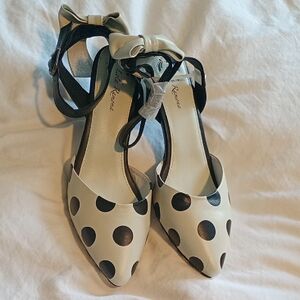 Pointed Toe Polka Dot Ankle Strap Flats - Black & Cream